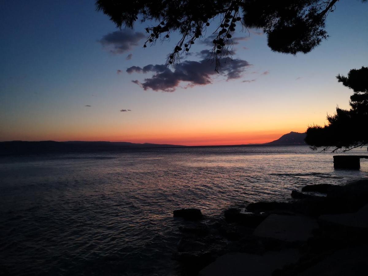 Mobile Home Basko Polje Tbmrent Baška Voda Esterno foto